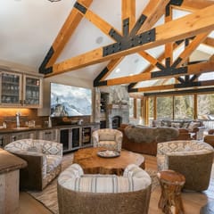 Winding Creek Lodge!  Hot Tub & Access to Mountaineer Shuttle!