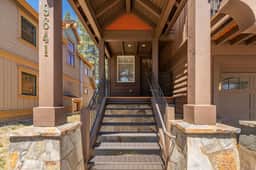 Central Truckee Ski Lease!