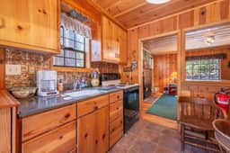 Charming Timberland Cabin!