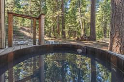 Classic Chamberlands Outdoor Living & Soaking Tub!