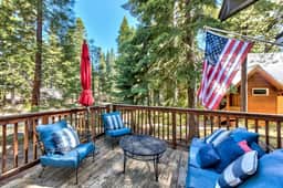 Classic Lower Tahoe Park Cabin!