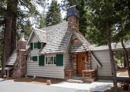 Cozy Cabin Near Tahoe Park Beach