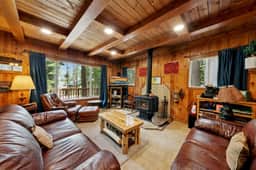Cozy Chamberlands Cabin! 3BR / 2BA