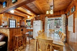 Cozy Chamberlands Cabin! 3BR / 2BA
