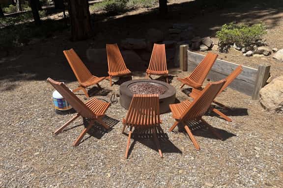 Cedar Flat Cabin - Outdoor Fire Pit! - Image 1