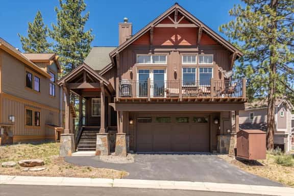 Central Truckee Ski Lease! - Image 1