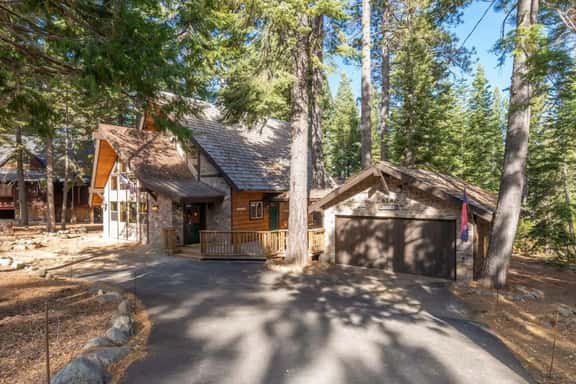 Rustic Beauty in Chamberlands Full Beach & Pool - Image 1