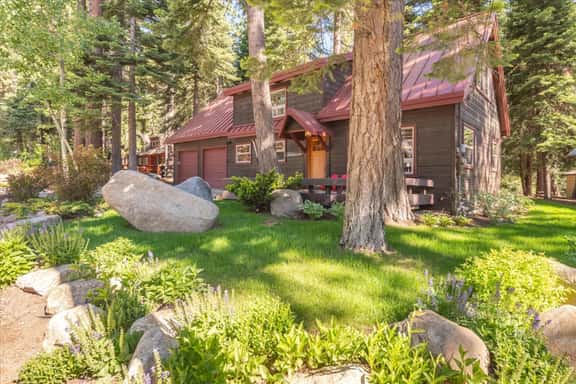 Tahoe Park Beauty w/ Private Hot Tub! - Image 1
