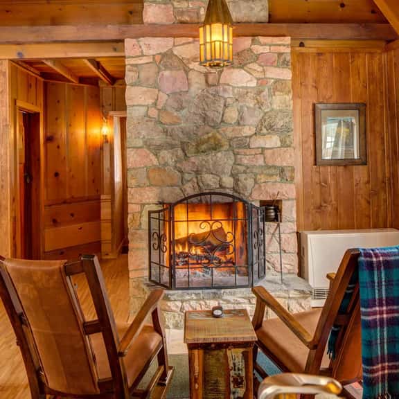 Cozy Cabin Near Tahoe Park Beach - Image 1
