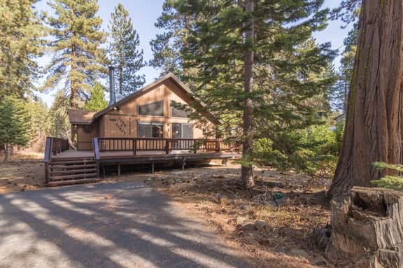 Beautiful Cabin In Tahoe Vista!