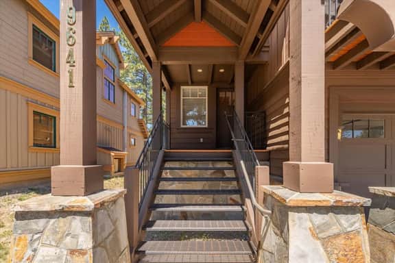 Central Truckee Ski Lease!