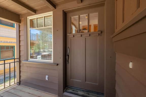 Central Truckee Ski Lease!
