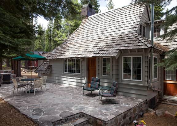 Cozy Cabin Near Tahoe Park Beach