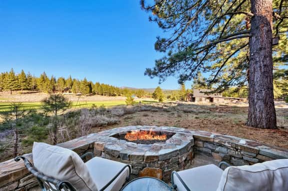 Luxury Summer Lease in Lahontan!