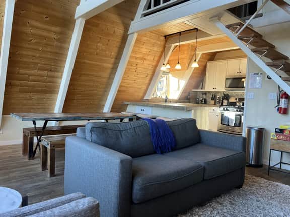 Pet Friendly with Big Views!