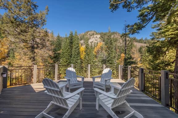 Spacious 5 BR / 4.5 BA Alpine Meadows Getaway!