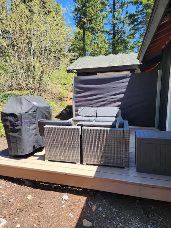 Tahoe Getaway across from Lake!