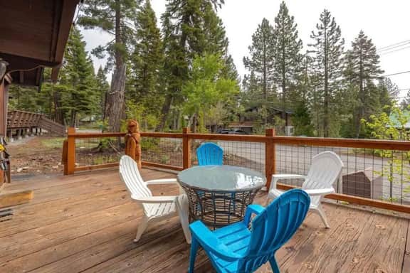 Tahoe Tyme Cabin Walking Distance to town
