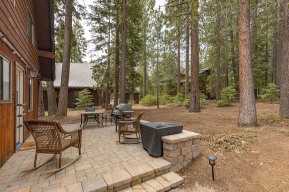 Tahoe Tyme Cabin Walking Distance to town