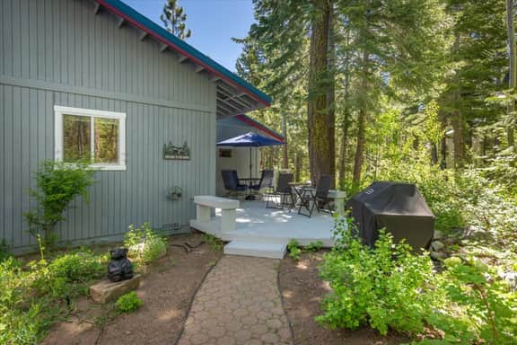 3BR / 3BA McKinney Creek Cabin!  EV Charger!