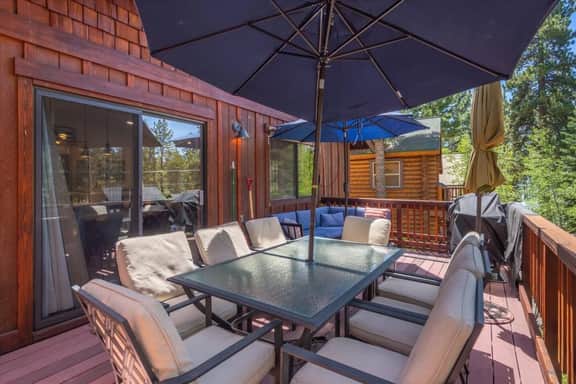Agatam Lodge — Your Cozy North Tahoe Retreat!