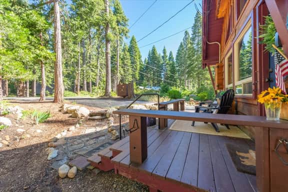 Aidenn’s Cabin - Tahoe Park Ski Lease