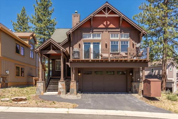 Central Truckee Ski Lease!